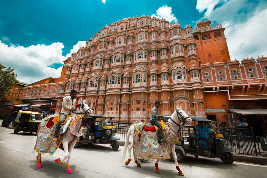 Rajasthan tour with royal palace and heritage experience